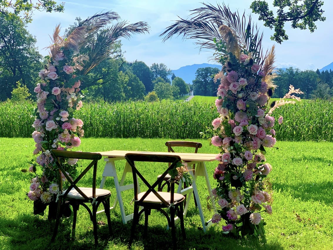 Blumen Hochzeitsbogen